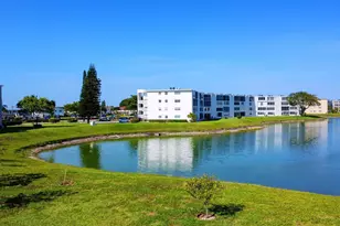 267 Wellington J, West Palm Beach, FL 33417 - Photo 7