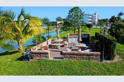 267 Wellington J #267, West Palm Beach, FL 33417 - Photo 17
