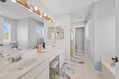 8121 Bautista Way, Palm Beach Gardens, FL 33418 - Photo 25