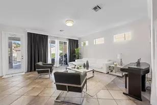 8121 Bautista Way, Palm Beach Gardens, FL 33418 - Photo 9