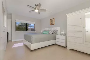 230 Lakeview Dr, Weston, FL 33326 - Photo 19