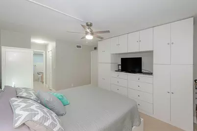 230 Lakeview Drive #201, Weston, FL 33326 - Photo 21