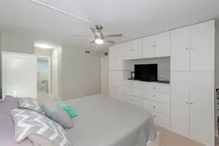 230 Lakeview Dr, Weston, FL 33326 - Photo 21