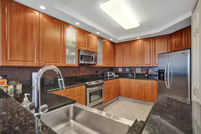 2633 NE 14th Avenue #400, Fort Lauderdale, FL 33334 - Photo 3