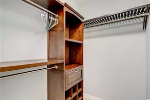 2640 Lake Shore Dr, Riviera Beach, FL 33404 - Photo 23