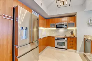 2640 Lake Shore Dr, Riviera Beach, FL 33404 - Photo 37