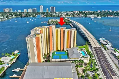 2640 Lake Shore Drive #2211, Riviera Beach, FL 33404 - Photo 93