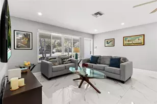 409 NE 27th Dr, Wilton Manors, FL 33334 - Photo 11