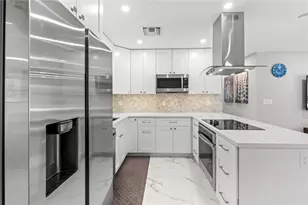 409 NE 27th Dr, Wilton Manors, FL 33334 - Photo 15