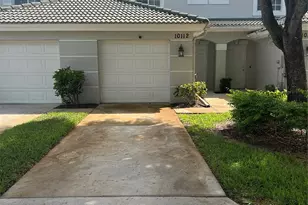 10112 Spyglass Hill Ln, Fort Myers, FL 33966 - Photo 3