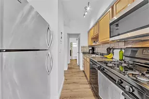 805 NE 17th Ave, Fort Lauderdale, FL 33304 - Photo 13