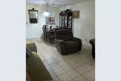 3130 Holiday Springs Boulevard #204, Margate, FL 33063 - Photo 7