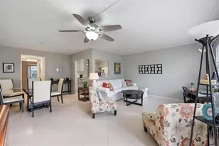 194 Newport L Unit, Deerfield Beach, FL 33442 - Photo 3