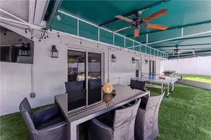 3351 NE 17th Way, Oakland Park, FL 33334 - Photo 15