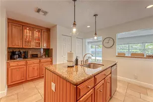 3351 NE 17th Way, Oakland Park, FL 33334 - Photo 25