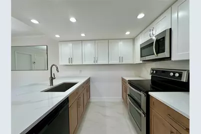 9148 SW 23rd Street #A, Davie, FL 33324 - Photo 5