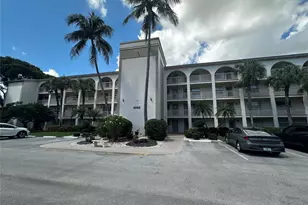 4502 Martinique Way, Pompano Beach, FL 33066 - Photo 27