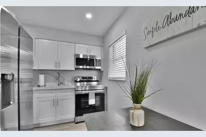 708 SW 16th Avenue #4, Fort Lauderdale, FL 33312 - Photo 1