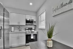 708 SW 16th Ave, Fort Lauderdale, FL 33312 - Photo 1