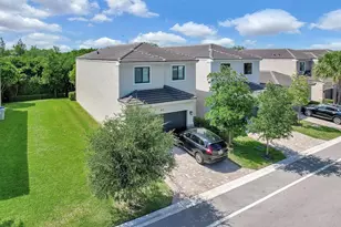 453 NW 36th Ave, Pompano Beach, FL 33069 - Photo 1