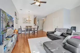 5810 Hampton Hills Blvd, Tamarac, FL 33321 - Photo 7