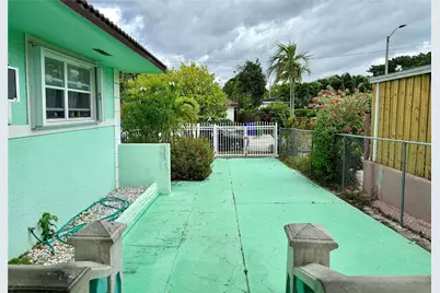 430 NE 75th Street, Miami, FL 33138 - Photo 7