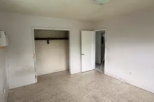 430 NE 75th St, Miami, FL 33138 - Photo 11