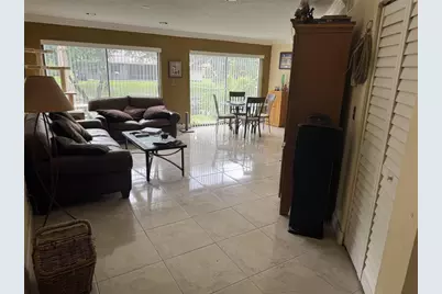 1668 Cypress Pointe Drive #1668, Coral Springs, FL 33071 - Photo 9