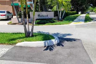 1668 Cypress Pointe Dr, Coral Springs, FL 33071 - Photo 25