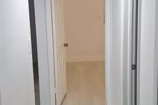 1305 W 46th St, Hialeah, FL 33012 - Photo 7