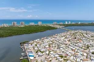 392 Nettles Blvd, Jensen Beach, FL 34957 - Photo 35