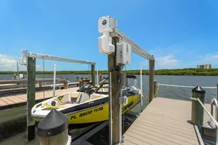 392 Nettles Blvd, Jensen Beach, FL 34957 - Photo 9