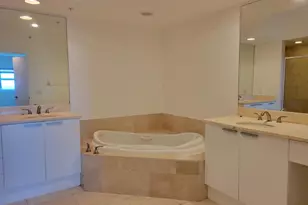 15051 Royal Oaks Ln, North Miami, FL 33181 - Photo 5