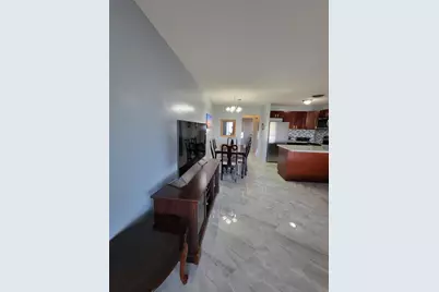 800 SW 11th Avenue #17, Hallandale Beach, FL 33009 - Photo 5