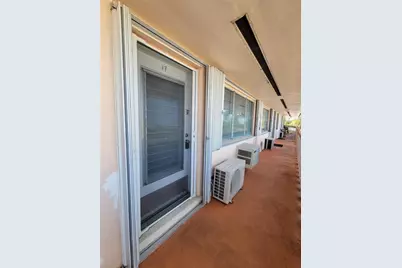 800 SW 11th Avenue #17, Hallandale Beach, FL 33009 - Photo 15