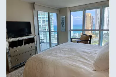 16500 Collins Avenue #2052, Sunny Isles Beach, FL 33160 - Photo 19