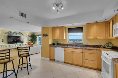 3900 Galt Ocean Drive #708, Fort Lauderdale, FL 33308 - Photo 3