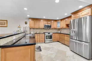 18940 Stewart Cir, Boca Raton, FL 33496 - Photo 3