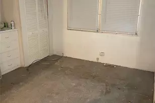 8581 SW 20th Pl, Davie, FL 33324 - Photo 7