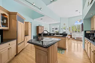 2342 NE 26th St, Lighthouse Point, FL 33064 - Photo 35