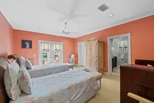 2342 NE 26th St, Lighthouse Point, FL 33064 - Photo 25