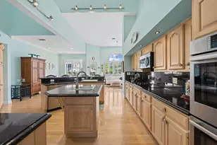 2342 NE 26th St, Lighthouse Point, FL 33064 - Photo 7