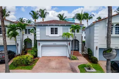 20824 NE 30th Place, Miami, FL 33180 - Photo 3