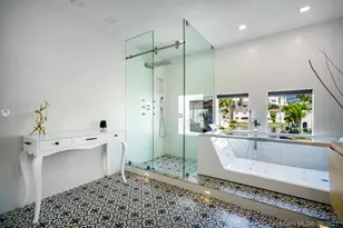 20824 NE 30th Pl, Miami, FL 33180 - Photo 23