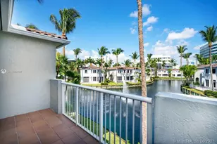 20824 NE 30th Pl, Miami, FL 33180 - Photo 21