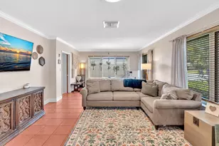 1311 NE 42nd St, Oakland Park, FL 33334 - Photo 11