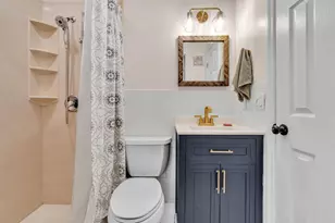 1311 NE 42nd St, Oakland Park, FL 33334 - Photo 35