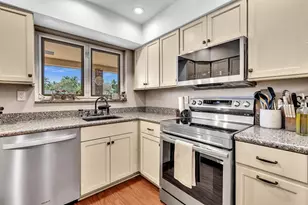 1311 NE 42nd St, Oakland Park, FL 33334 - Photo 21