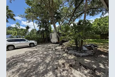 22990 SW 156th Avenue, Miami, FL 33170 - Photo 39