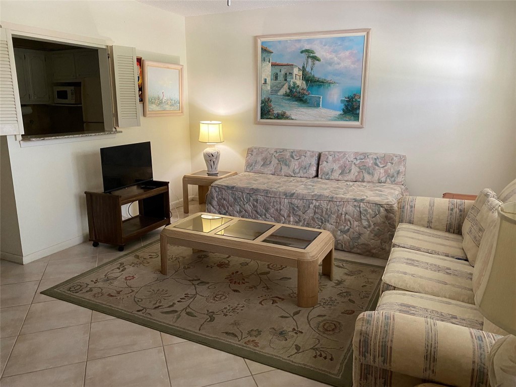 2025 Berkshire B Unit #2025 - 2025 Berkshire B Unit #2025, Deerfield Beach, FL 33442 Luxury Property | Jose Angel Pina